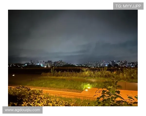 dqiu斗球直播TV版下载适配多种设备,手机、平板、电视一键畅享赛事