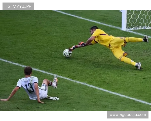 斗球直播间：足球比赛精彩瞬间第一时间呈现给你